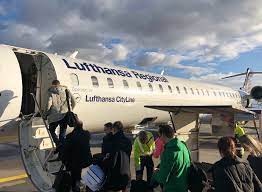 This aircraft trio has been collectively marketed by the company as the crj series. Review Lufthansa Crj 900 Economy Class From Frankfurt To Hannover Air Travel Analysis