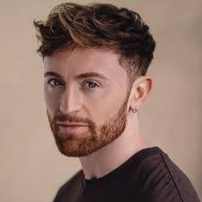 Chris Parkinson's Instagram, Twitter & Facebook