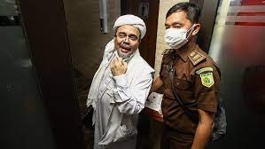 Habib rizieq shihab akan merayakan hari raya idul fitri 1442 hijriah di dalam rumah tahanan eks pimpinan fpi habib rizieq shihab menyinggung kebijakan pemerintah terkait penanganan pandemi. Tok Habib Rizieq Divonis 4 Tahun Penjara Bagian 1
