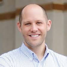 Stephanie Slaton's Instagram, Twitter & Facebook