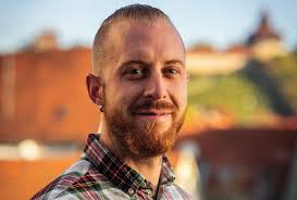 2023_02 Mittendrin April -Mai.indd