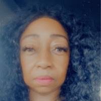 Maxine Sears's Instagram, Twitter & Facebook