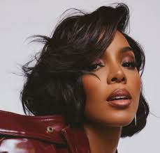 Channel 4 crowns Candice Carty-Williams "Queenie"