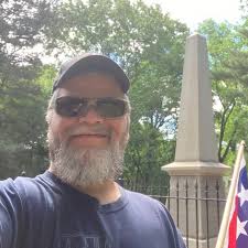 Wow, you're gorgeous. Are you in the Army FOS so you in the military? I  sure 20 years in the morning core retired.