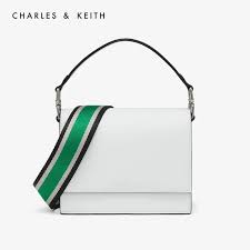 กระเป๋า ผู้หญิง charles & keith g