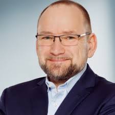 Back in Chicago where it all began and celebrating 28 years of Catalyst  Global! Amazing journey. I could not imagine back in 1996 that it would  grow to what it is today!