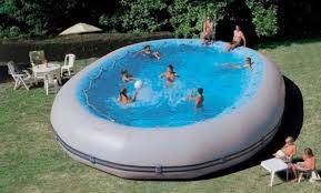 Resultat De Recherche D Images Pour Piscine Gonflable Intex Gifi Piscine En Plastique Piscine Interieure Petite Piscine Gonflable