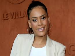 PHOTO Amel Bent comblée en amour : elle partage un rare et tendre cliché  avec son mari