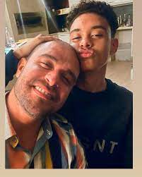 Diogo nogueira assim descreveu a atriz e namorada paolla oliveira. Paolla Oliveira Faz Foto De Diogo Nogueira E Do Filho Do Cantor Entretenimento R7 Famosos E Tv