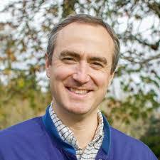 Walt Fox's Instagram, Twitter & Facebook