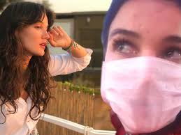 Oyuncu pınar deniz anneannesinin koronavirüs şüphesiyle karantinaya alındığını sosyal medya hesabından yaptığı paylaşımla duyurmuştu. Unlu Oyuncu Pinar Deniz Anlatti Test Sonucunu Bekliyoruz Magazin Haberleri Ntv