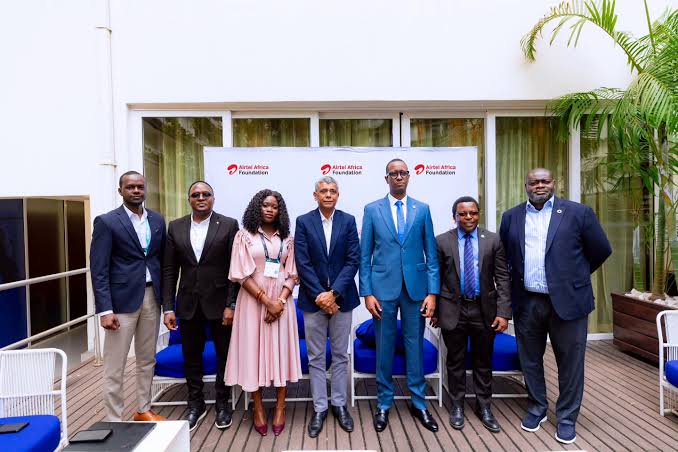 Today, Airtel Africa Foundation in collaboration with the International Telecommunication Union (ITU), @risarwanda and @cisco, officially launched a joint initiative under the Digital Transformation Centres (DTC) Programme dedicated to equipping ...