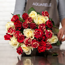 Dhurata.com eshte anetare e nje rrjeti nderkombetar qe perbehet nga mijera dyqane. Send Flowers To France Flower Delivery Aquarelle