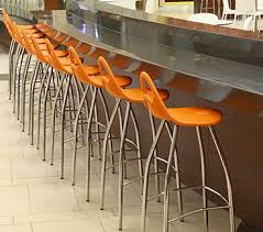 Bar tops in het centrum van spijkenisse is zaterdagavond vlak voor sluitingstijd op last van de handhaving ont.ruimt. Restaurant Furniture Intermetal Furniture Manufacturing Designing