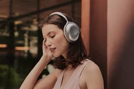 KEF Headphones // Kate Suiter — The Shoemakers Elves