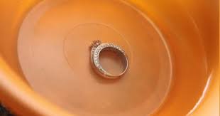 Wedding Ring Soak And Boil Cleaning Clean Wedding Rings Wedding Ring Rash Ring Finger