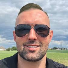 WYNAJEM/ SPRZEDAZ HOLANDIA NIERUCHOMOŚCI ( MIESZKANIA, DOMY, APARTAMENTY ) 