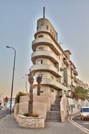 בית האוניה רח לבנדה 56 תל אביב Bauhaus Building Israel Travel Tel Aviv