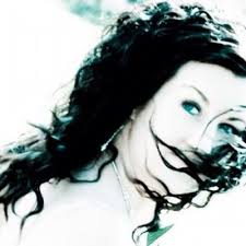 Sara Hay (@lilhazerwife)