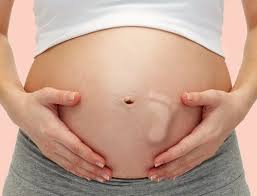 Hallo ihr lieben bin ja jetzt bei 14+2 und ich frage mich, ab wann ich das baby endlich spüren kann?? Wie Oft Pro Tag Solltest Du Kindsbewegungen Spuren Ich Bin Mutter