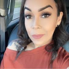 Carissa Shaver's Instagram, Twitter & Facebook