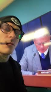 Paul Vowell (@paulvowell)