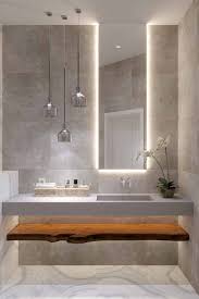 Nos Coringas Que Trazem Amplitude Para O Espaco A Luz E O Espelho A Fita De Led E A Queridi Bathroom Interior Design Bathroom Design Luxury Bathroom Interior