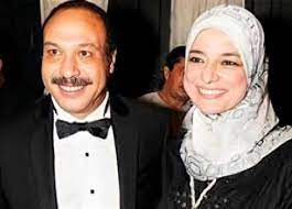 فضل إقامته، وفضل العفو فيه، ومساوئ. ÙˆØ±Ø§Ø¡ ÙƒÙ„ Ø±Ø¬Ù„ Ø¹Ø¸ÙŠÙ… Ø§Ù…Ø±Ø£Ø© Ø£Ø¹Ø¸Ù… ÙƒÙŠÙ ØªØ­Ø¯Ø« Ø§Ù„Ø±Ø§Ø­Ù„ Ø®Ø§Ù„Ø¯ ØµØ§Ù„Ø­ Ø¹Ù† Ø²ÙˆØ¬ØªÙ‡ Ø§Ù„Ù…ØµØ±ÙŠ Ø§Ù„ÙŠÙˆÙ…