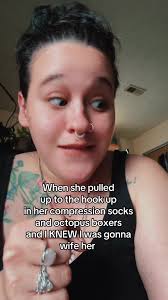 It got added to the *list of reasons* she was the one 😂 #wlw #wlwcouple  #wlwtiktok #lgbt🌈 #lgbtq #lesbiansoftiktok #lesbiancouple #lesbian #hookup  #tinder #wife