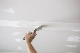 The Difference Between A Topping An All Purpose Joint Compound Hunker Ceiling Texture Painted Ceiling Repair Ceilings