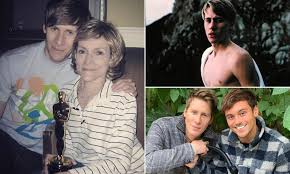 Dustin lance black and tom daley fell in love at first smiley. Dustin Lance Black Found His Mormon Mother Googling Sexy Photos Of Olympian Husband Tom Daley Daily Mail Online
