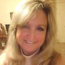 Holly Fields (@hfields09)