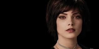 Twilight: One Quote From Each Main Character That Sums Up Their Personality