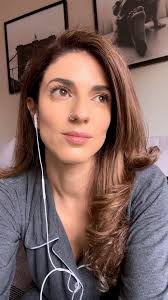 Cíntia Marques Kerr (@cintiamvk_yoga) • Фото и видео в Instagram