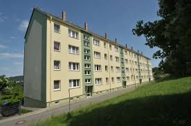Die wohnung befindet sich im 2. 4 Zimmer Wohnungen Mieten In Greiz