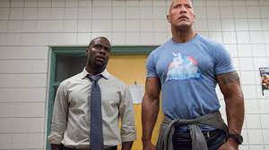 A főszereplők dwayne johnson és kevin hart. Infantilis Kozepszeruseg Kozponti Hirszerzes Filmtekercs Hu