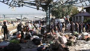 Suicide bombing at Pakistan railway ...