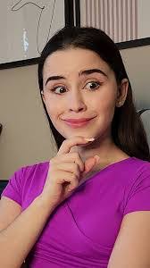 Maitri Dave's Instagram, Twitter & Facebook