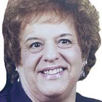 Marie Oakley's Instagram, Twitter & Facebook