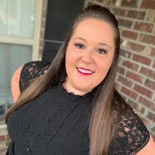 Katie Venable's Instagram, Twitter & Facebook