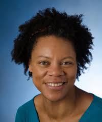 Elizabeth Simms's Instagram, Twitter & Facebook