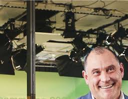 WAS STECKT DAHINTER?