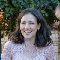 Natalie Pearce's Instagram, Twitter & Facebook