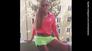She lives in germany since 1987 and grew up in kiel. Schwesta Ewa Nackt Vom Sek Aus Hotel Geholt