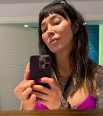 Erin Blevins (@shutup_eat) • Threads, Say more