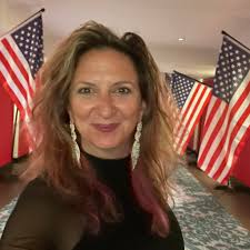 Welcome BW Class of 2026! With parent and fellow student help, they are  moved in and ready for a great year! #yj4l 💛 🐝 #WeekofWelcome2022