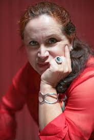 Carmen Roche: “Una cosa es ser buen bailarín y otra cosa es saberse vender” 