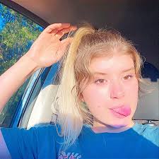 Meggan 🤷🏼‍♀️😈 (@nugget_pup) • Instagram photos and videos