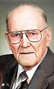 Mary Gullickson's Instagram, Twitter & Facebook