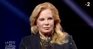Camélia jordana and erik truffaz • the thrill is gone from the album autour de chet, 2016. Sylvie Vartan Ciblee Par Les Critiques Apres Sa Derniere Apparition Il Faut Qu Elle Arrete La Chirurgie C Est Catastrophique Soirmag